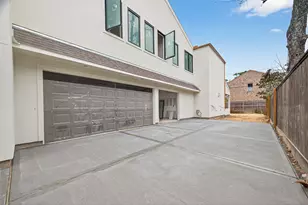 316 W 30th St, Houston, TX 77018 - Photo 44