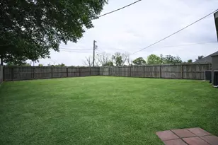 250 7th St, Hempstead, TX 77445 - Photo 24