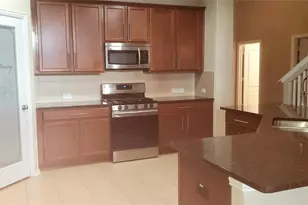 8723 W Cres Lake Cir, Baytown, TX 77521 - Photo 8