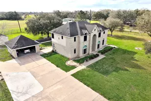 10302 Hanselman Rd, Manvel, TX 77578 - Photo 6