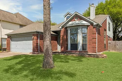 6915 Redwood Falls Drive, Pasadena, TX 77505 - Photo 2