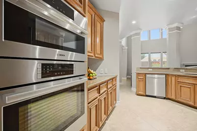 2904 Grand Shore Court, League City, TX 77573 - Photo 12