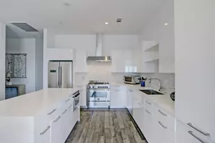 1211 Caroline St, Houston, TX 77002 - Photo 4