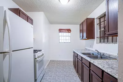 8318 Nyssa Street, Houston, TX 77078 - Photo 16