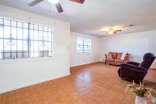 8318 Nyssa St, Houston, TX 77078 - Photo 8