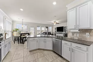 2406 Shoal Valley Ln, Richmond, TX 77469 - Photo 10