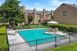 3300 Bellefontaine St, Houston, TX 77025 - Photo 2