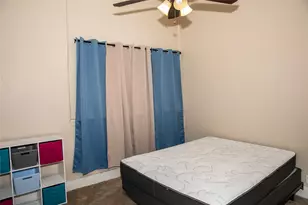 515 N Colorado St, Burton, TX 77835 - Photo 14