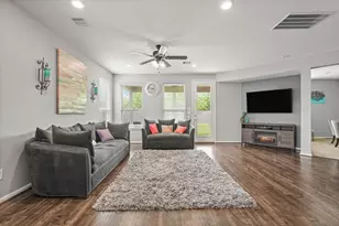 4551 Ashberry Pine Ln, Katy, TX 77449 - Photo 6