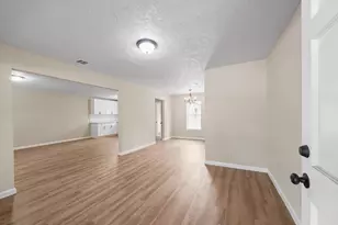 8771 Josie St, Houston, TX 77029 - Photo 2