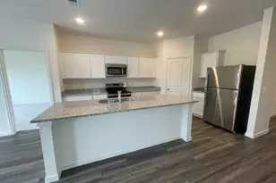 31106 Gayle Prairie Oaks St, Waller, TX 77484 - Photo 2