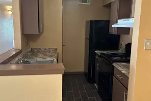 10100 S Gessner Rd, Houston, TX 77071 - Photo 4