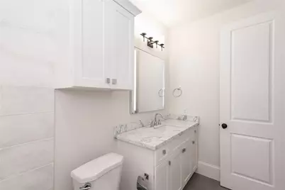 3821 N Braeswood Boulevard #E, Houston, TX 77025 - Photo 4