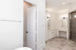 3821 N Braeswood Blvd, Houston, TX 77025 - Photo 10