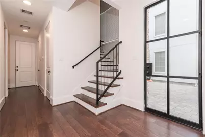 3821 N Braeswood Boulevard #E, Houston, TX 77025 - Photo 2