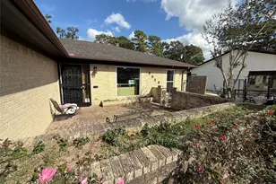 9838 Camay Dr, Houston, TX 77016 - Photo 2