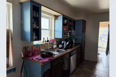 9838 Camay Drive, Houston, TX 77016 - Photo 10