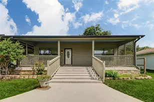 12889 Point Dr, Willis, TX 77318 - Photo 4