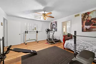 2310 Fenwood Dr, Pasadena, TX 77502 - Photo 16