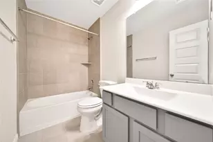 315 Calamint Dr, Crosby, TX 77532 - Photo 18