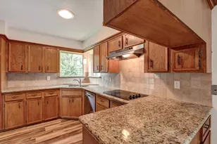 17 Wishbonebush Rd, The Woodlands, TX 77380 - Photo 22