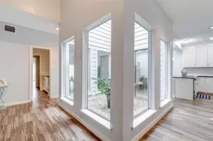 395 Rancho Bauer Dr, Houston, TX 77079 - Photo 10