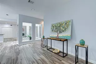 395 Rancho Bauer Dr, Houston, TX 77079 - Photo 12