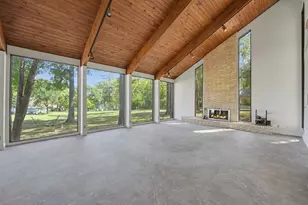 2 Waters Edge St, Conroe, TX 77356 - Photo 14