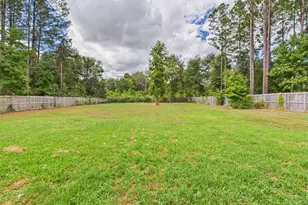 201 Rd 6618, Dayton, TX 77535 - Photo 32