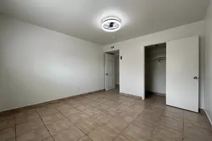 1010 S Wayside Dr, Houston, TX 77023 - Photo 44