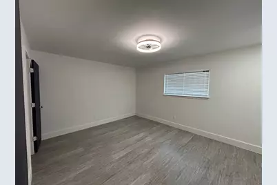 1010 S Wayside Drive #104, Houston, TX 77023 - Photo 12