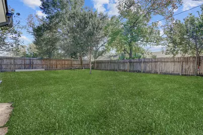 6015 Spellman Road, Houston, TX 77096 - Photo 38