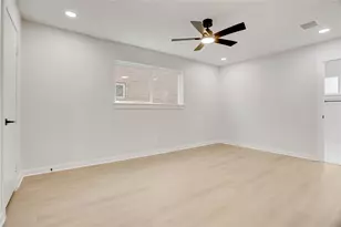 6015 Spellman Rd, Houston, TX 77096 - Photo 28