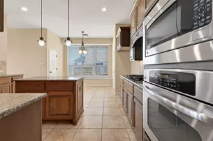 5115 Field Briar Ln, Sugar Land, TX 77479 - Photo 10