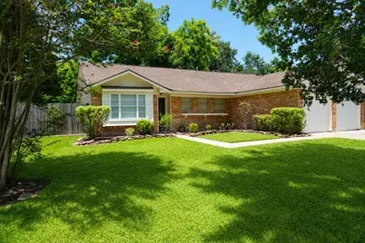 2016 Kingsway Drive, League City, TX 77573 - Photo 4