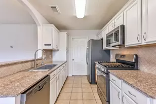 911 Ruth Cir, Texas City, TX 77591 - Photo 1