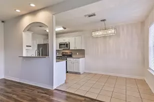 911 Ruth Cir, Texas City, TX 77591 - Photo 8