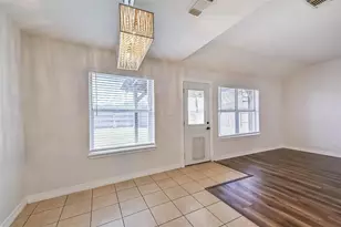 911 Ruth Cir, Texas City, TX 77591 - Photo 10