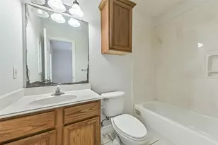911 Ruth Cir, Texas City, TX 77591 - Photo 18