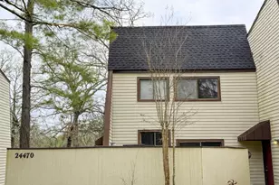 24470 Country Clb Dr, Huntsville, TX 77320 - Photo 4