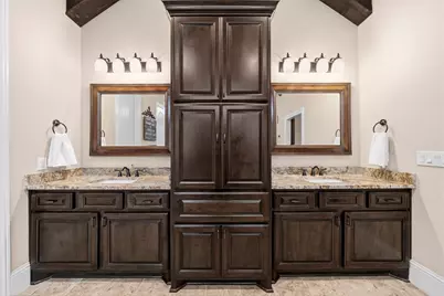 18502 Rosehill Manor Court, Tomball, TX 77377 - Photo 20