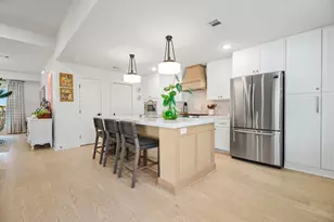 18 Colony Park Cir, Galveston, TX 77551 - Photo 8