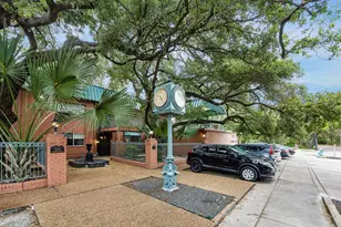 3502 Burlington St, Houston, TX 77006 - Photo 1