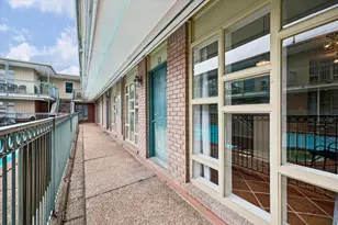 3502 Burlington St, Houston, TX 77006 - Photo 10