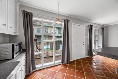 3502 Burlington Street #13, Houston, TX 77006 - Photo 10
