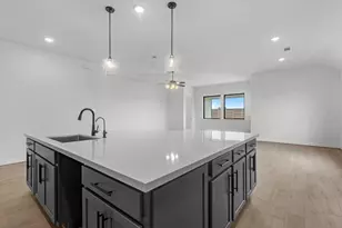 10642 Forward Dr, Richmond, TX 77469 - Photo 6