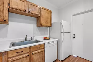19318 Diversion Dr, Tomball, TX 77375 - Photo 10