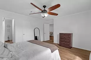 19318 Diversion Dr, Tomball, TX 77375 - Photo 16
