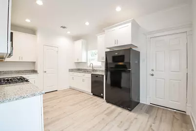 7974 Fowlie Street, Houston, TX 77028 - Photo 10