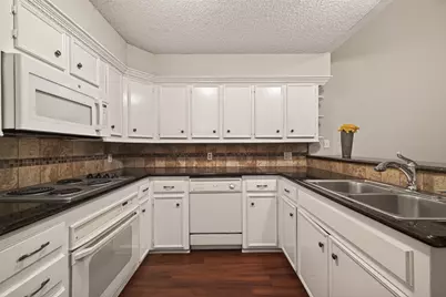 2510 Grants Lake Boulevard #36, Sugar Land, TX 77479 - Photo 14